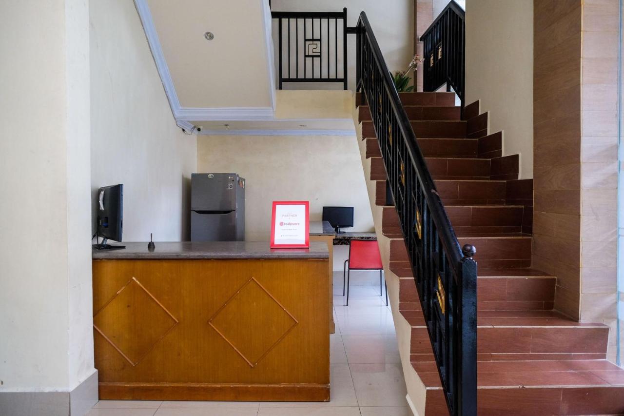 Reddoorz At Hotel Rich Parepare Near Pantai Mattirotasi Exterior foto