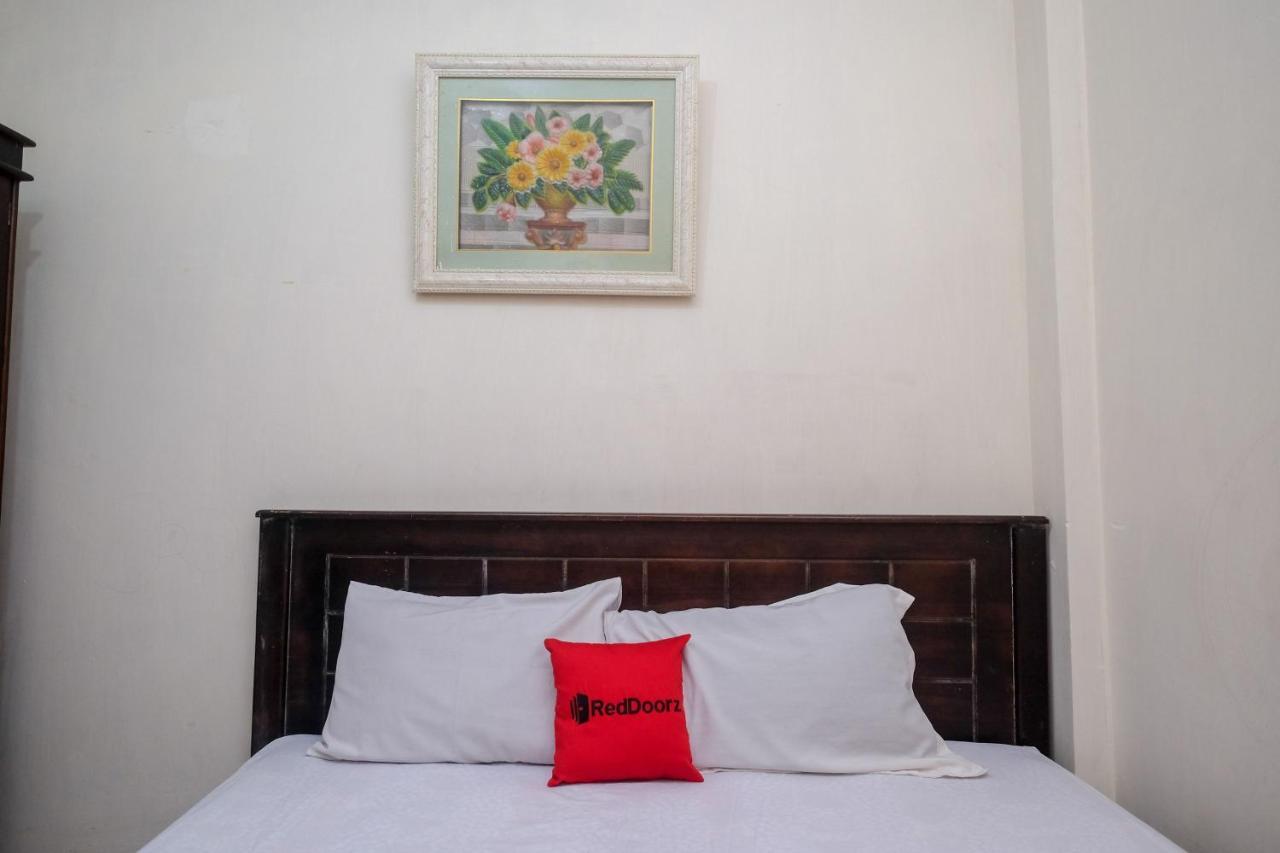 Reddoorz At Hotel Rich Parepare Near Pantai Mattirotasi Exterior foto